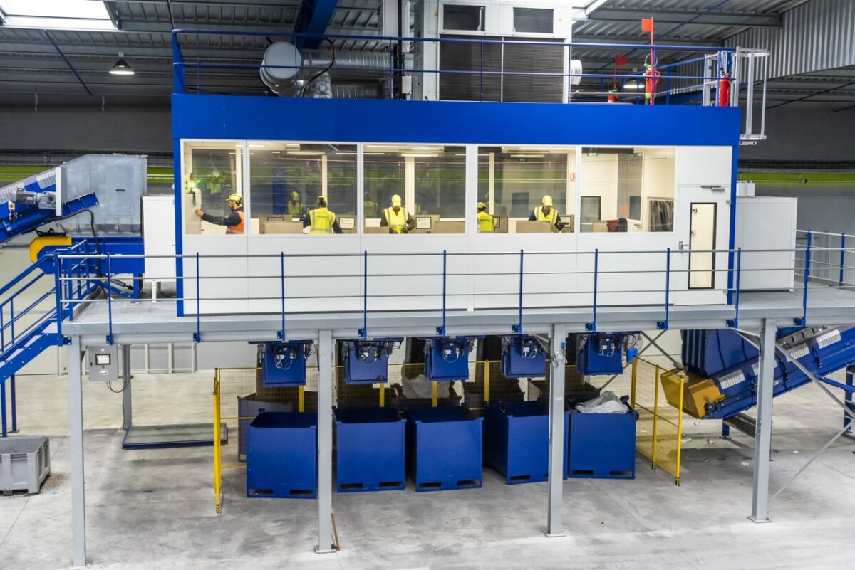 New models of industrial cooperation in materials recycling to ...